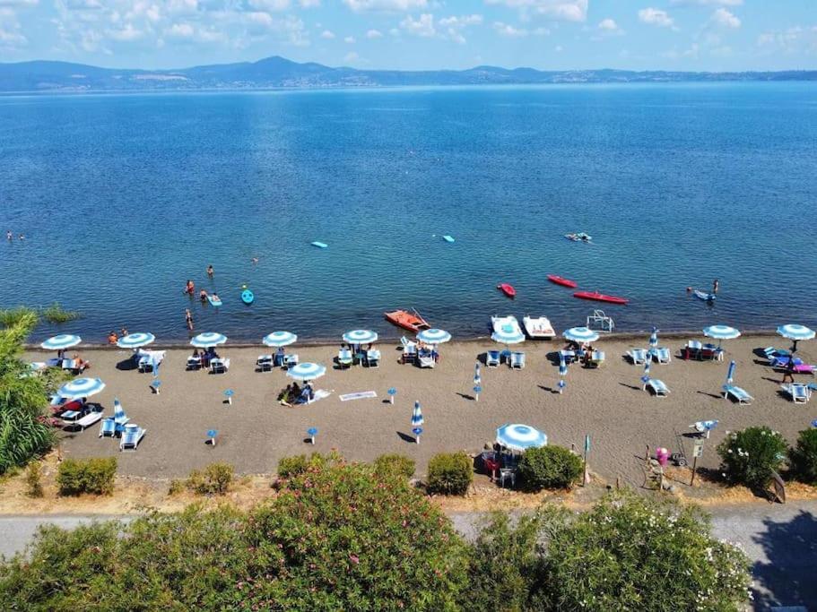Appartamento Tra Il Borgo E Il Lago Anguillara Sabazia Buitenkant foto